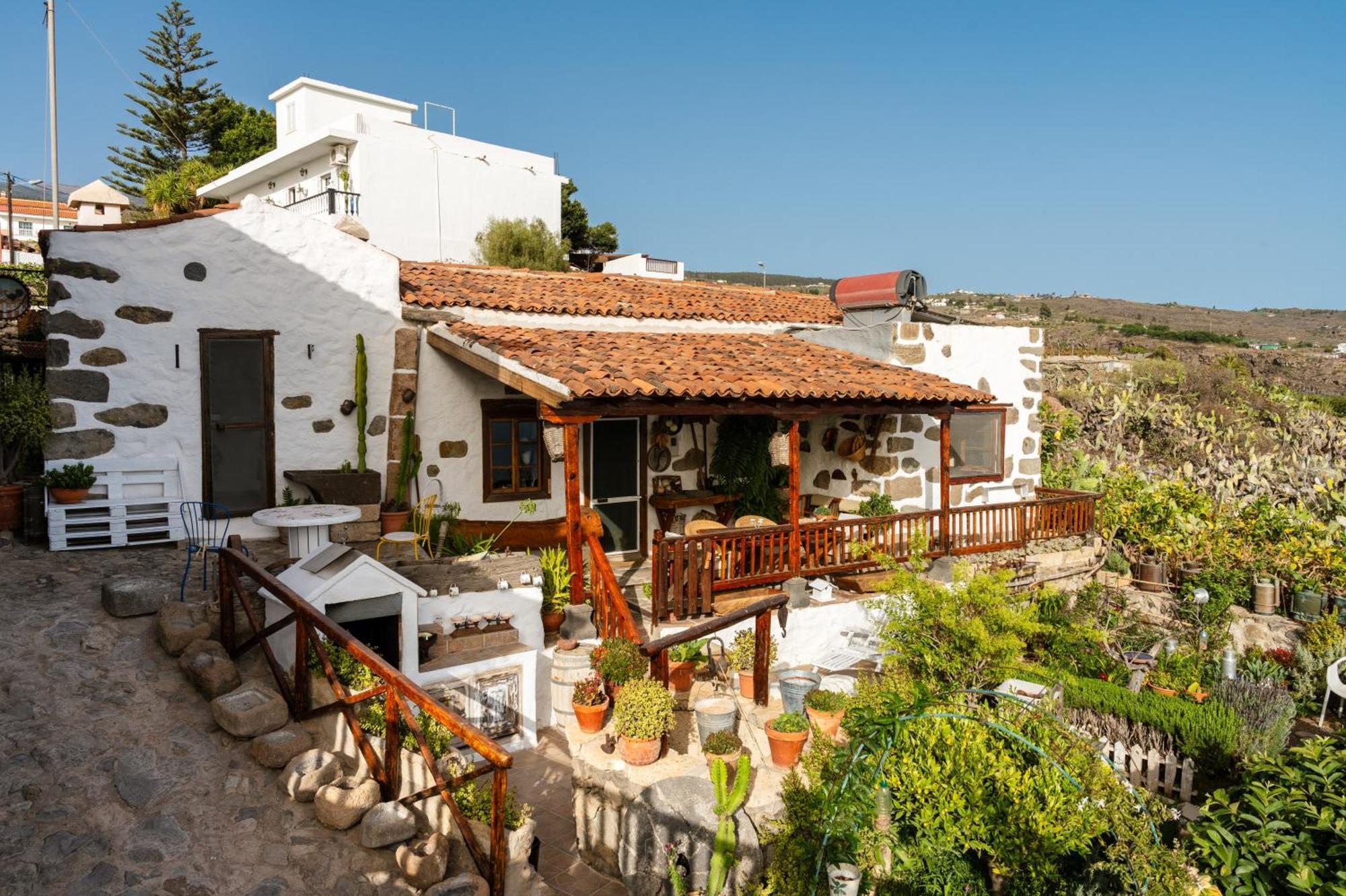 أذيخي Casa Rural Tajona & Granero المظهر الخارجي الصورة