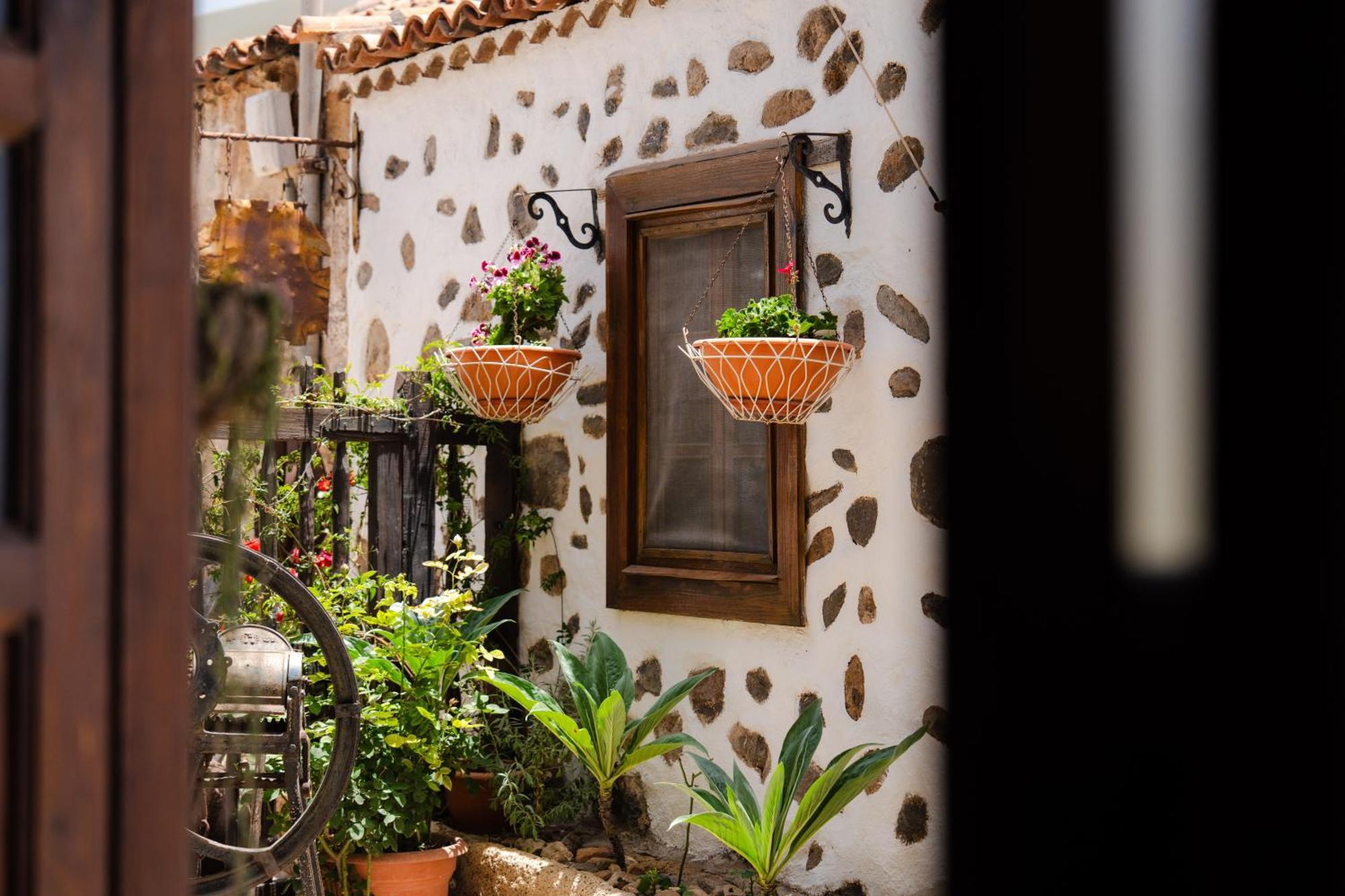 أذيخي Casa Rural Tajona & Granero المظهر الخارجي الصورة