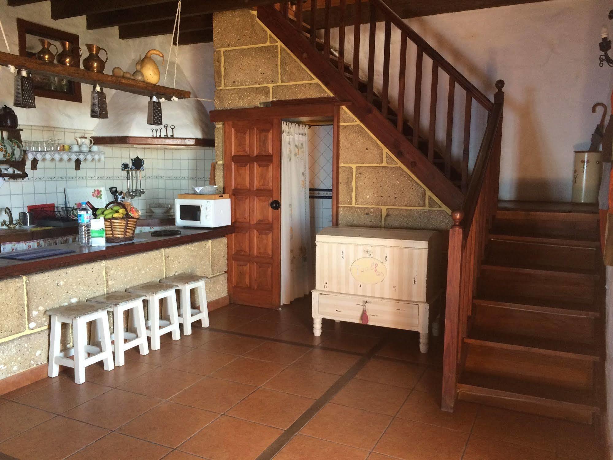 أذيخي Casa Rural Tajona & Granero المظهر الخارجي الصورة