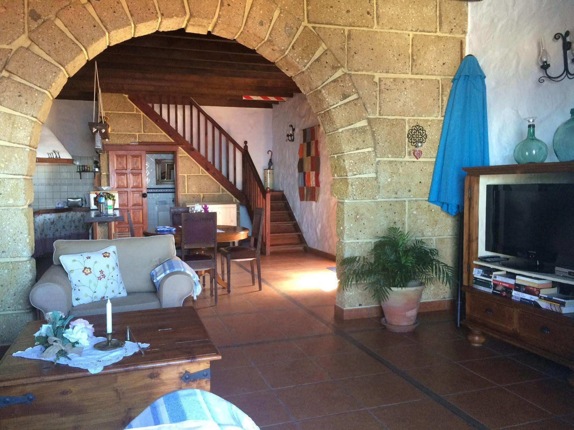 أذيخي Casa Rural Tajona & Granero المظهر الخارجي الصورة